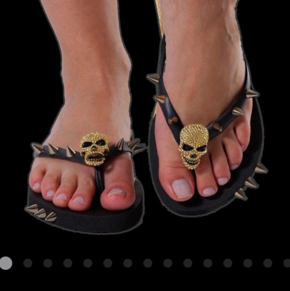 Sandals with rhinestones skulls&snake spikes